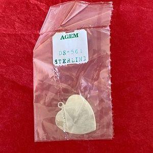 Agem I New Old Stock I Plain Sterling Silver Heart Charm